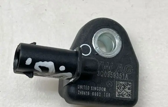 Skoda Octavia Mk3 (5E) Airbag deployment crash/impact sensor 3Q0959351A