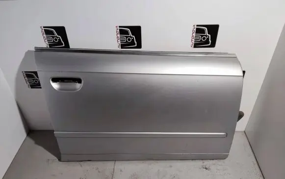 Audi A4 S4 B7 8E 8H Front door LY7W