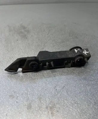 Audi A5 8T 8F Front bumper mounting bracket 8T0807284