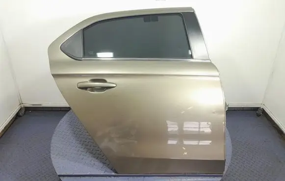 Peugeot 301 Rear door 