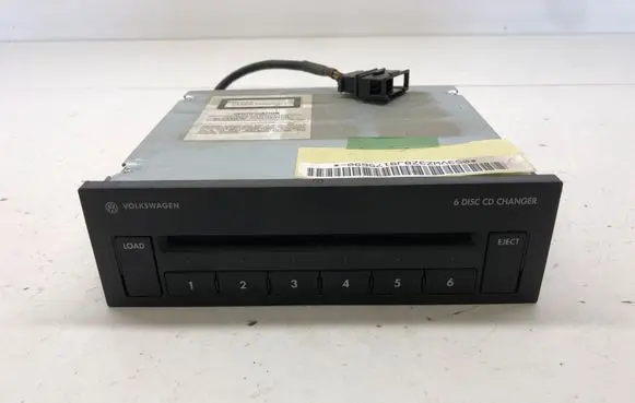 Volkswagen PASSAT B7 CD/DVD changer 3C0035110A