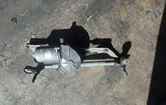Opel Corsa D Front wiper linkage 