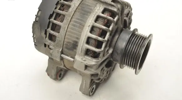 Volvo XC60 Generator/alternator 30659580