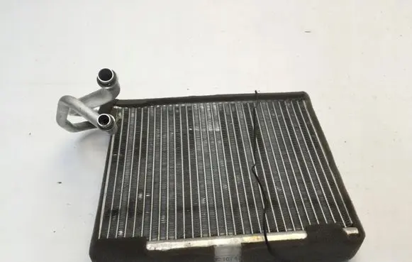 Nissan Leaf II (ZE1) Heater blower radiator 81221014721
