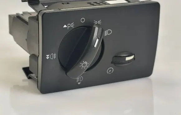 Ford Focus Light switch 7M5T13A024GA