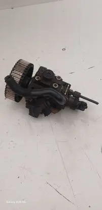 Opel Astra H Fuel injection high pressure pump 0445010097