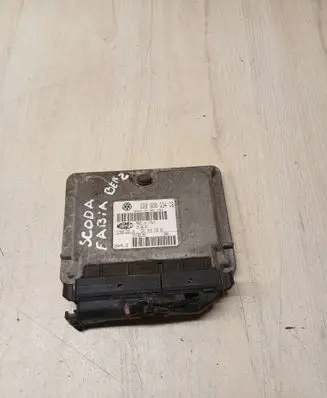 Skoda Fabia Mk1 (6Y) Engine control unit/module 036906034CB 3S7360J6D 6160065810