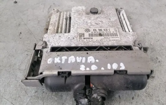 Skoda Octavia Mk2 (1Z) Engine control unit/module 03L906018C