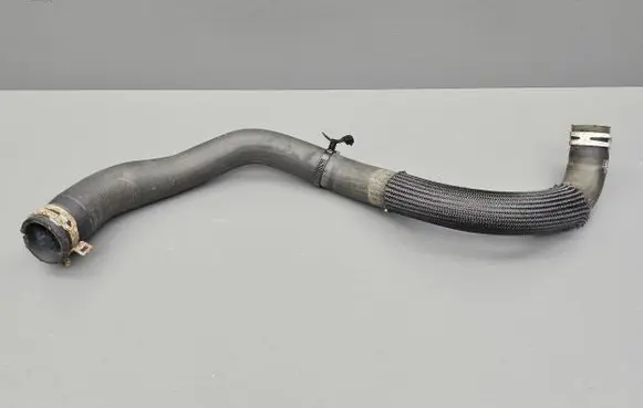 Ford Fiesta Engine coolant pipe/hose
