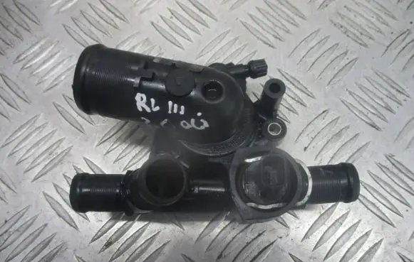 Renault Laguna III Thermostat housing 8200907234