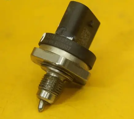 Mercedes-Benz GLE (W166 - C292) Fuel main line pipe A2781530728
