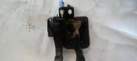 Ford Galaxy Pedal assembly 