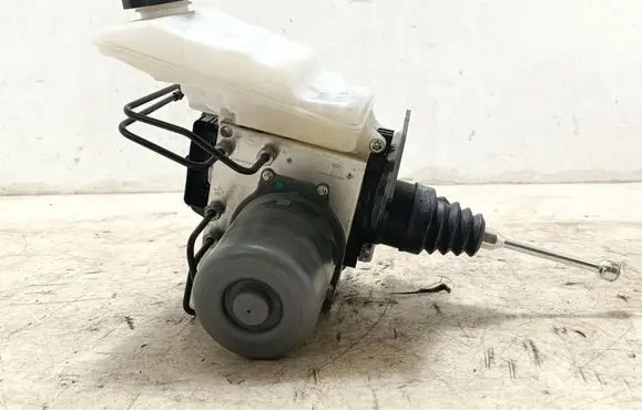 Chevrolet Corvette C8 ABS Pump 86792768