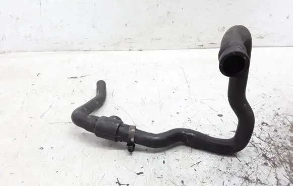 BMW 5 E39 Engine coolant pipe/hose