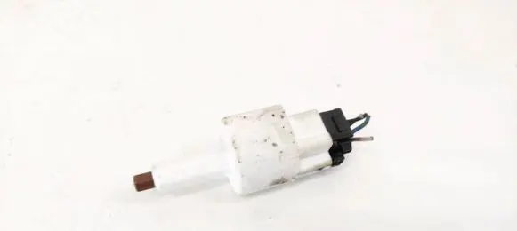 Toyota RAV 4 (XA30) Brake pedal sensor switch
