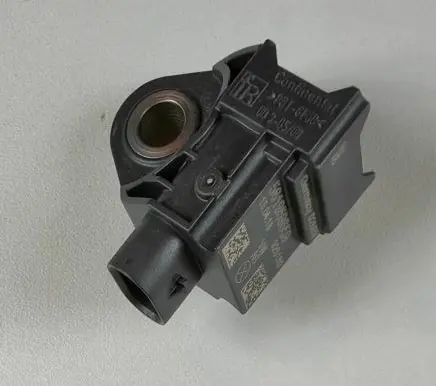 Volkswagen PASSAT B7 USA Airbag deployment crash/impact sensor 561959659 925180