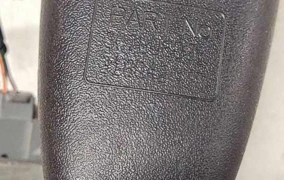 Volvo V50 Middle seatbelt buckle (rear) 30780608 318042