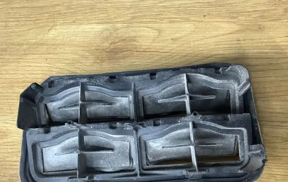 Opel Insignia A Quarter panel pressure vent
