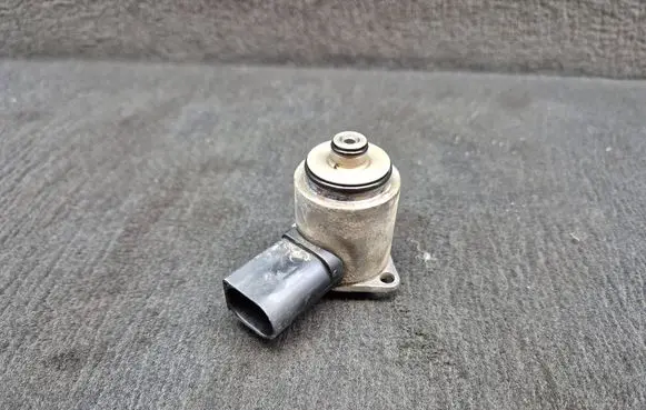 Audi A6 S6 C6 4F Hydraulic servotronic pressure valve 4F0998317A 8E2998717