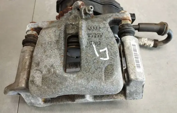 Audi A5 Sportback 8TA Rear brake caliper 32347485 0000
