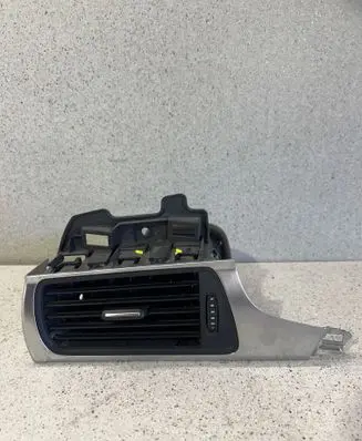 Audi A7 S7 4G Dashboard side air vent grill/cover trim 4G1820901