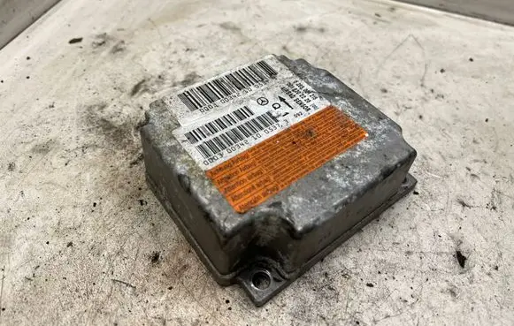 Mercedes-Benz S W220 Airbag control unit/module 0018202226