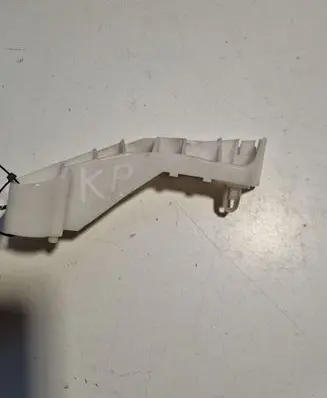 Front bumper mounting bracket