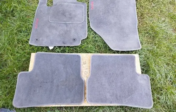 Nissan Micra Car floor mat set 