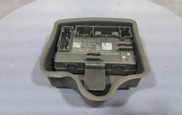 Audi A5 8T 8F Other control units/modules 8W0959592E
