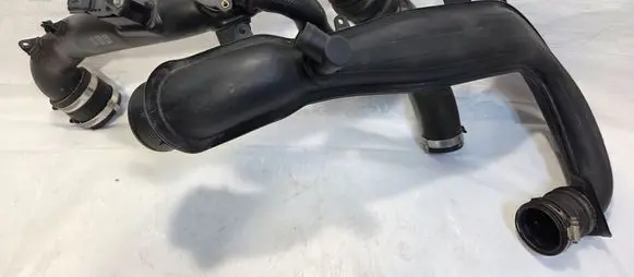 Ford Mondeo MK V Intercooler hose/pipe DS739C623GG