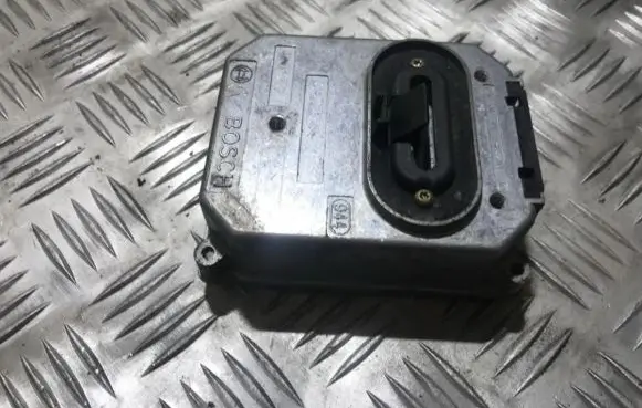 Volkswagen Sharan Window wiper relay 1397328044 7m0906015