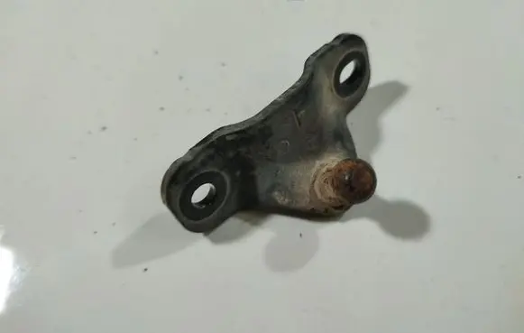 KIA Ceed Front door lock loop/hook striker 