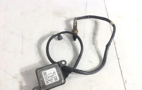 Volkswagen PASSAT B8 Lambda probe sensor 150604024202 04L907805C 5WK97226
