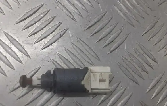 Renault Megane II Brake pedal sensor switch 8200168238