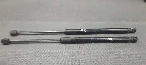 Volkswagen Golf Plus Tailgate strut 5M0827550A