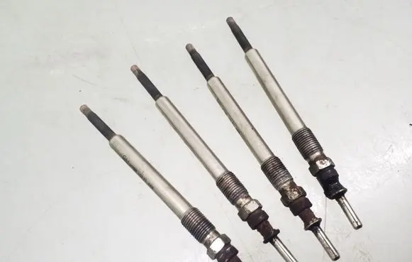 Opel Zafira A Glow plug 17788V11F1628 17788