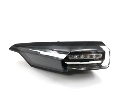 Peugeot 308 Rear/tail lights 9835299480