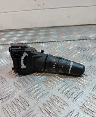 Nissan X-Trail T30 Wiper switch 252608H905