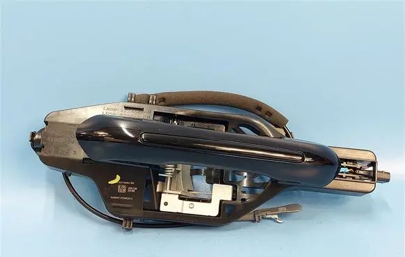 Ford Explorer Front door exterior handle LB5B-S219A64-BR