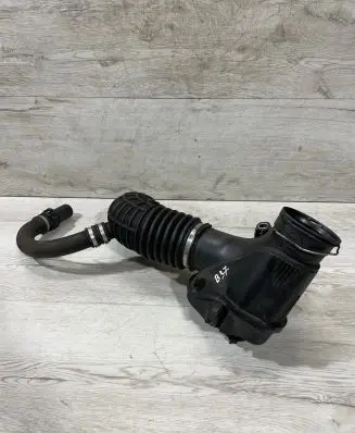 Intake resonator