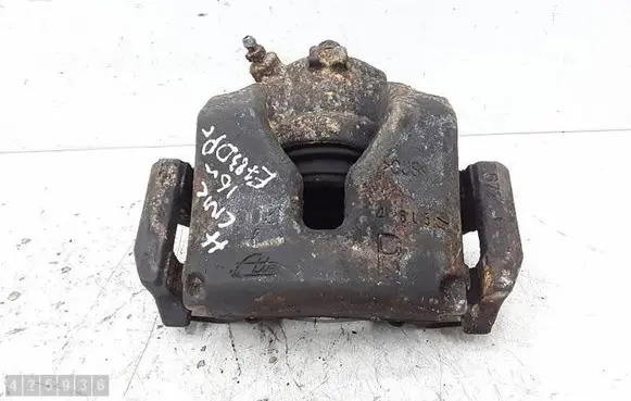 Honda Civic IX Front brake caliper