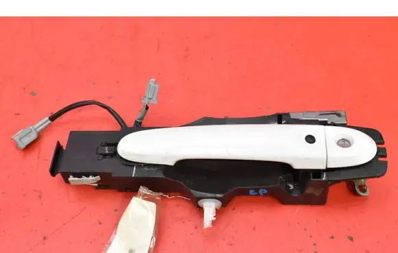Nissan Micra Front door exterior handle 