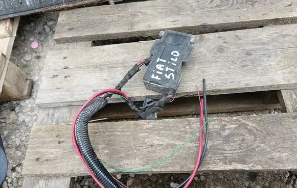 Fiat Stilo Coolant fan relay 51706419