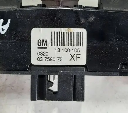Opel Astra H Hazard light switch 13100105