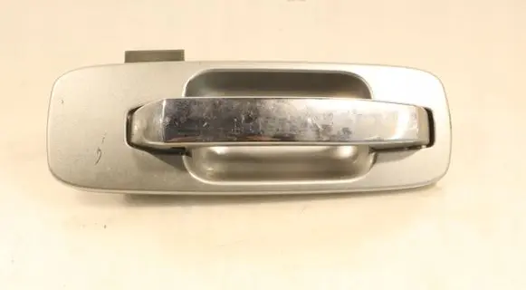 Nissan X-Trail T30 Front door exterior handle/bracket FRR