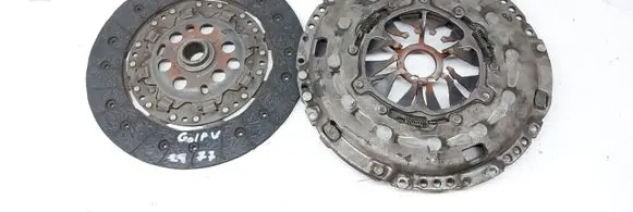 Volkswagen Golf V Pressure plate 323064110