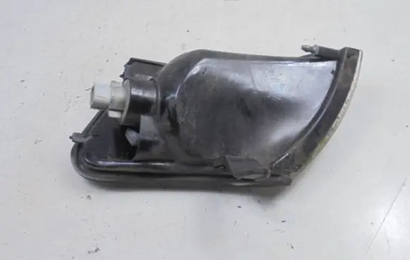Toyota Carina T210 Front indicator light