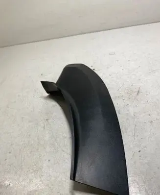Audi A6 S6 C6 4F Rear/tail light trim molding 4F5853268E
