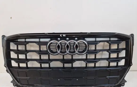 Audi Q2 - Front bumper upper radiator grill 81A853651