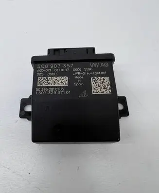 Volkswagen PASSAT B8 Headlight/headlamp level sensor 5Q0907357 503950810105 130732937101
